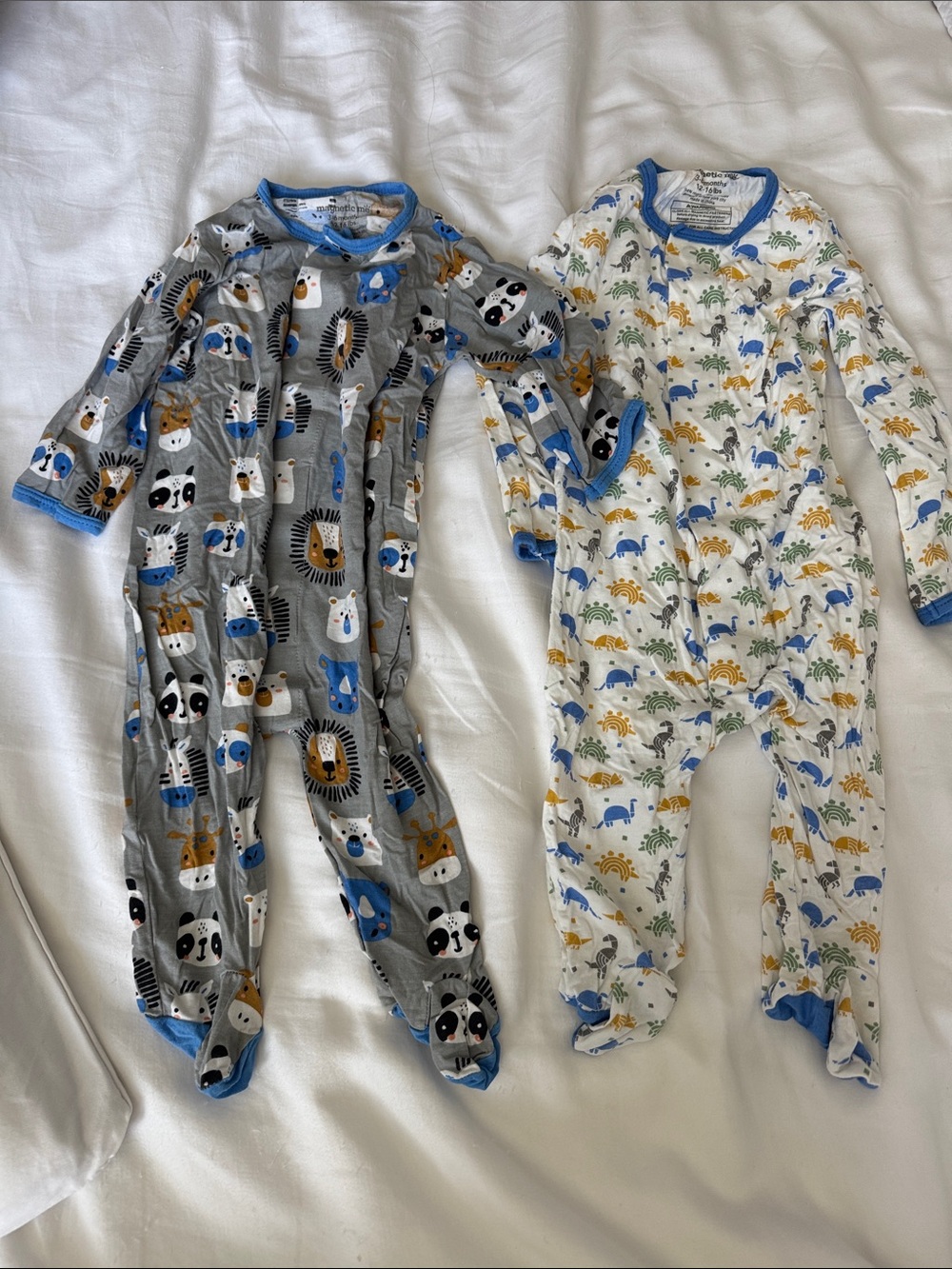 Magnetic me animal long sleeves footed onesies sz 3-6 months